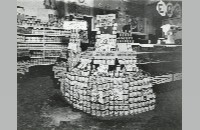 Armour star meat products canned goods display (007-030-441)